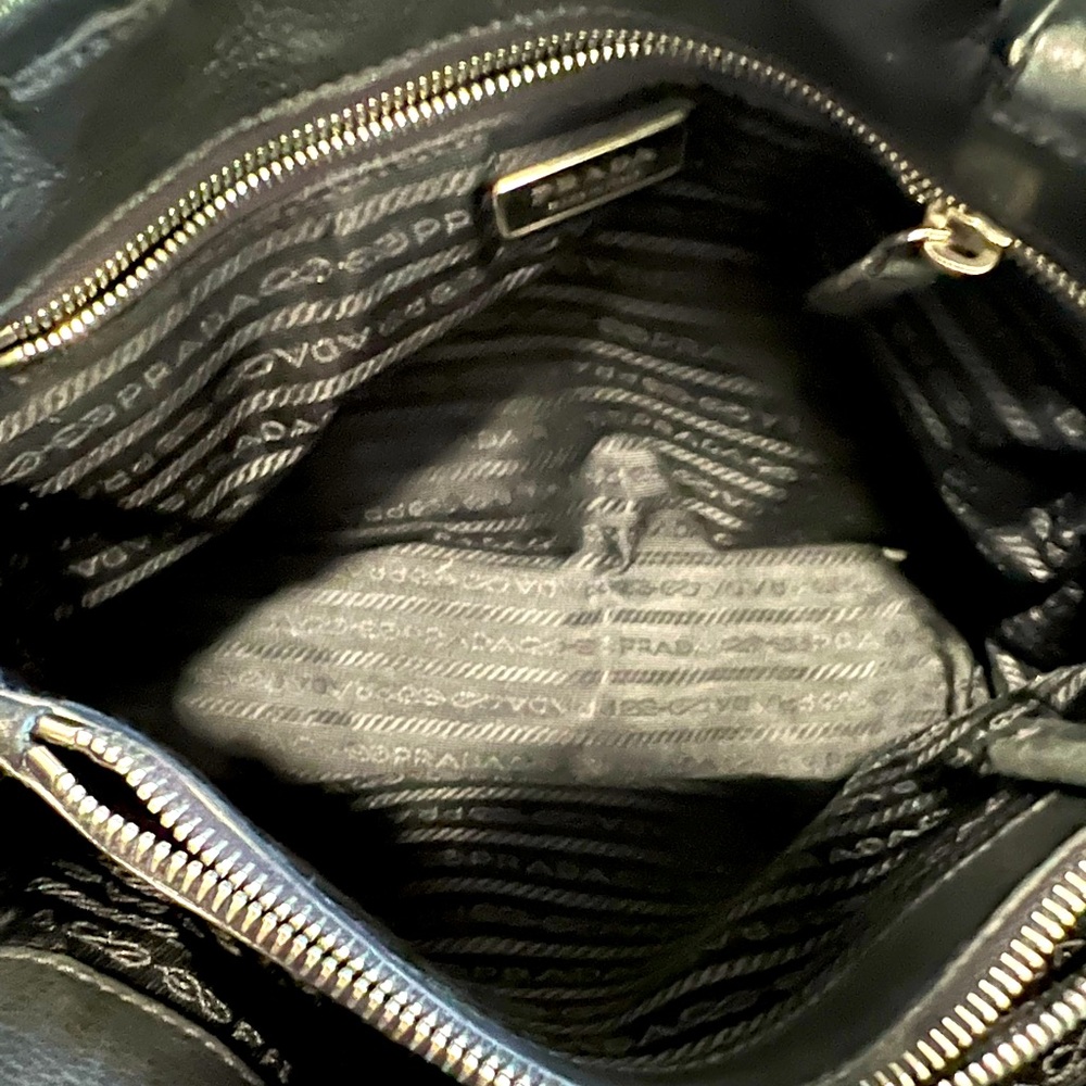 Black Tessuto Nylon Shoulder Bag ❤️ - Picture 5 of 9